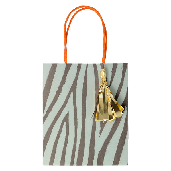Our party favor bags, with animal prints, are perfect for a safari theme party Image4