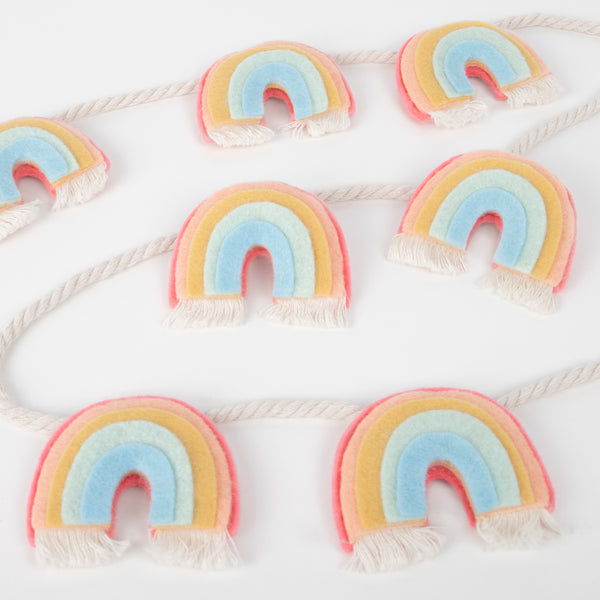 Felt Rainbow Garland Image3