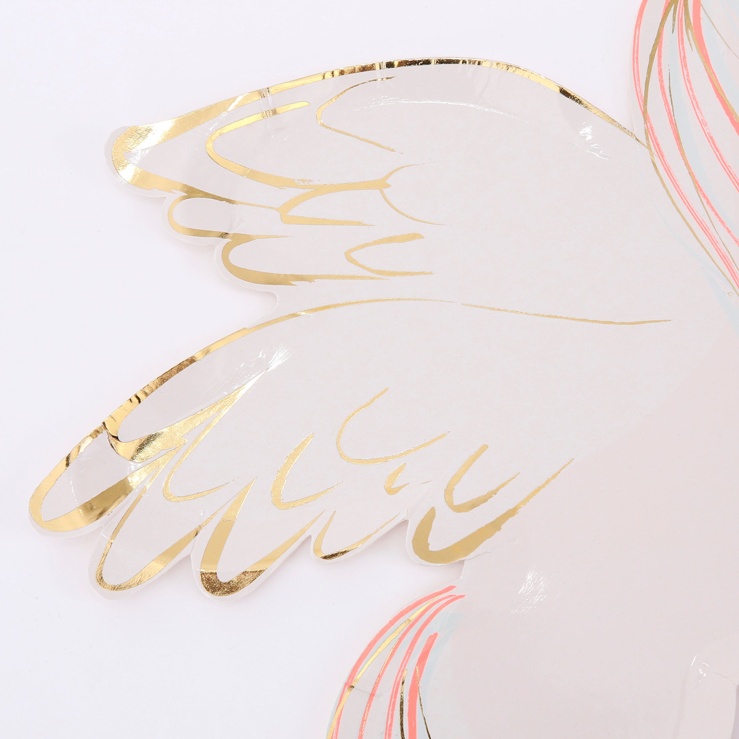 These delightful plates feature a winged unicorn with shimmering gold foil detail.