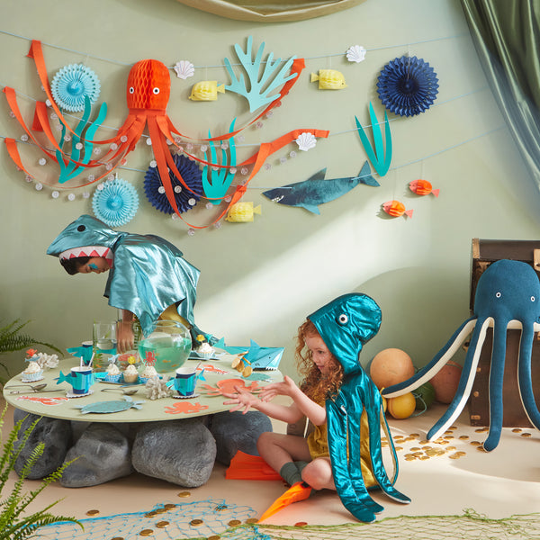 under the sea party dress up ideas Under-The-Sea Family Halloween Costumes
