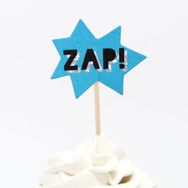 Make special birthday cupcakes with our kit , including cupcake cases and cake toppers, designed for a superhero party. Image6