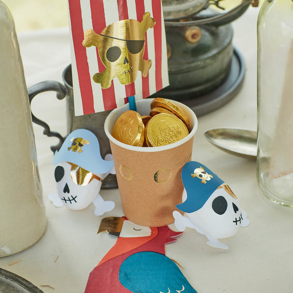 Make your pirate party look amazing with our pirate decorations filled with pirate gifts. Image2