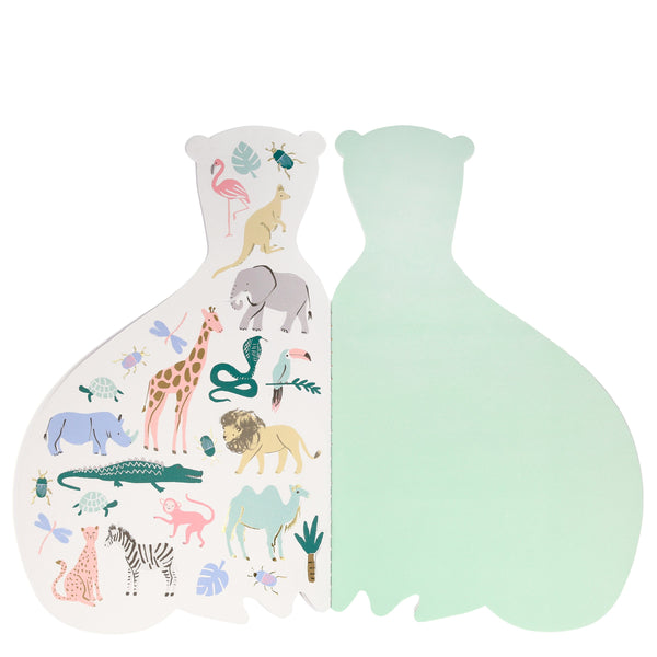 Our cheetah art book contains stickers and sketch pages, ideal to pop into safari party bags. Image1