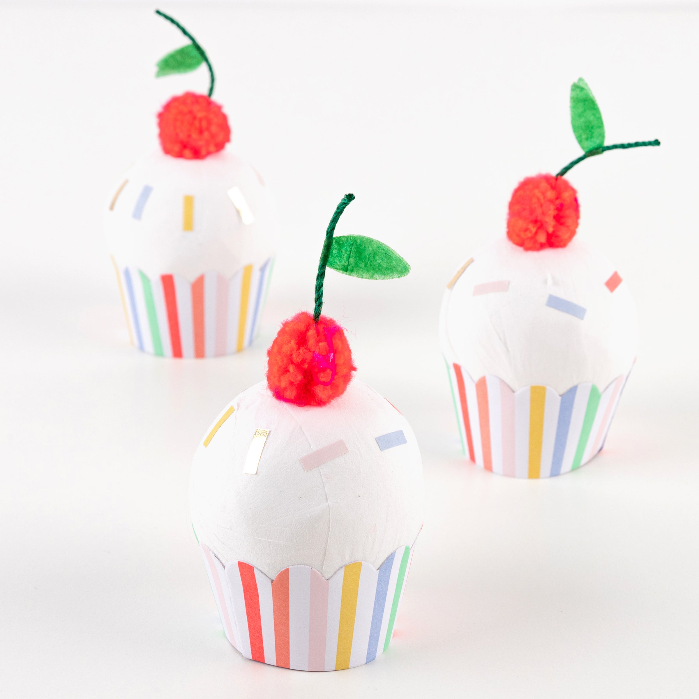 This party favours are cleverly crafted to look like cupcakes, and contain temporary tattoos for kids and friendship bracelets.