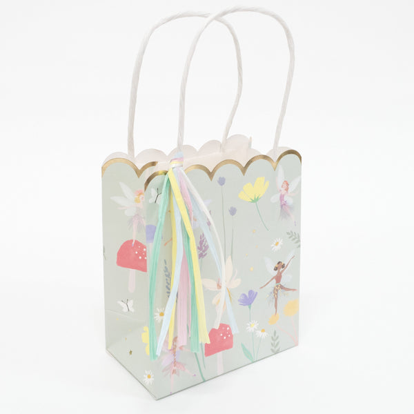 Our wonderful party bags are perfect for a fairy or princess party. Image3