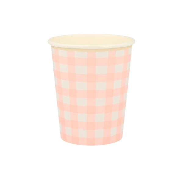 Our paper cups, with a classic gingham print, are perfect as picnic cups. Image4