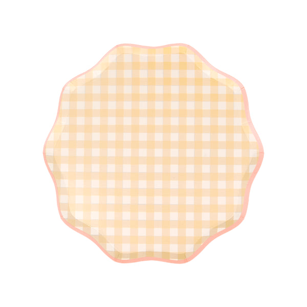 Our gingham plates come in four pastel shades, perfect for spring or summer parties. Image6