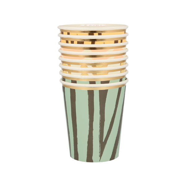 These paper cups feature animal print designs for a safari theme party. Image8