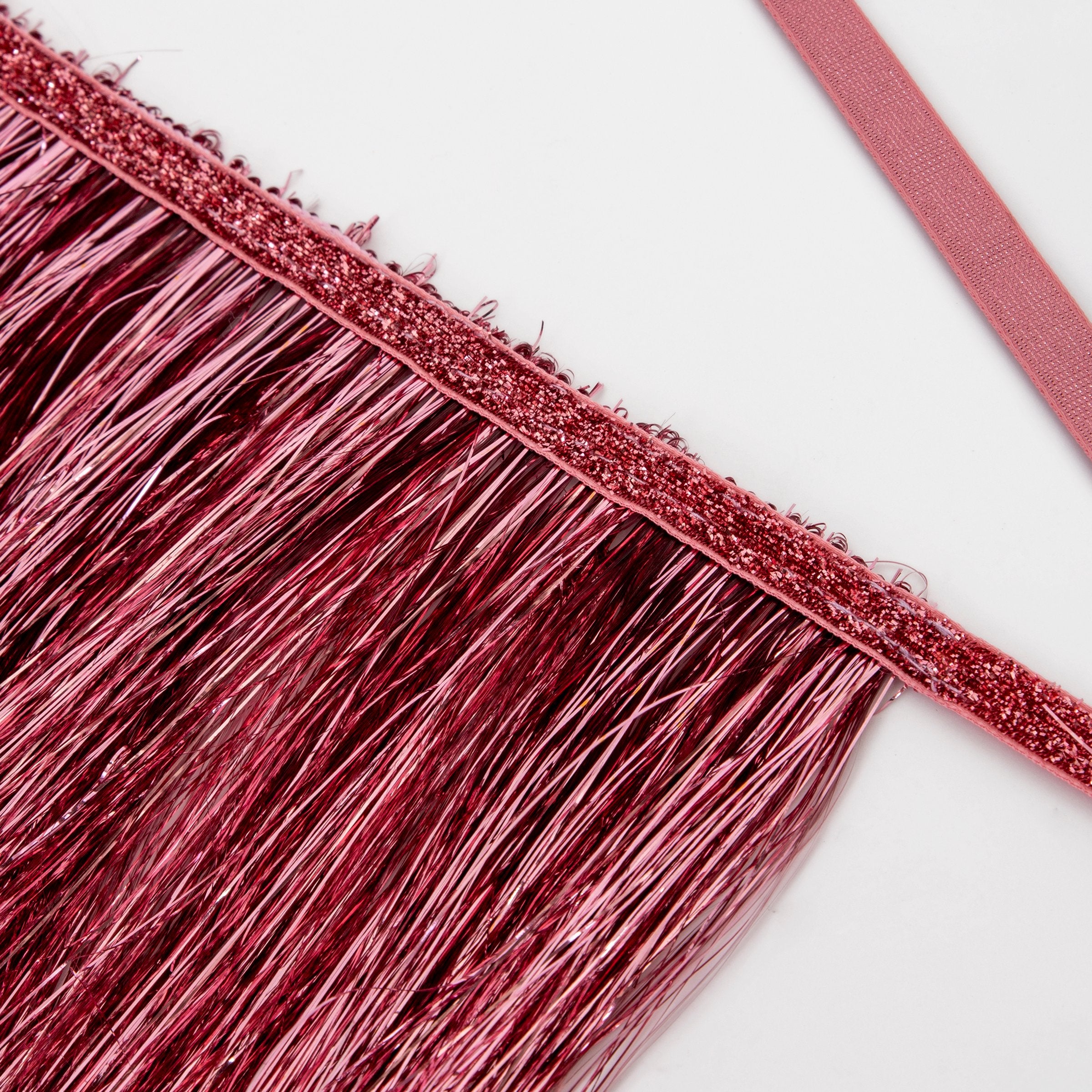 Our long tinsel garland is perfect to add a touch of shimmering pink to any party.