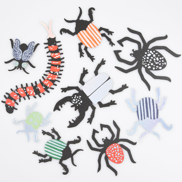 Our paper confetti, in the shape of creepy crawlies, is perfect to add to your Halloween party supplies or for a magic birthday party. Image4