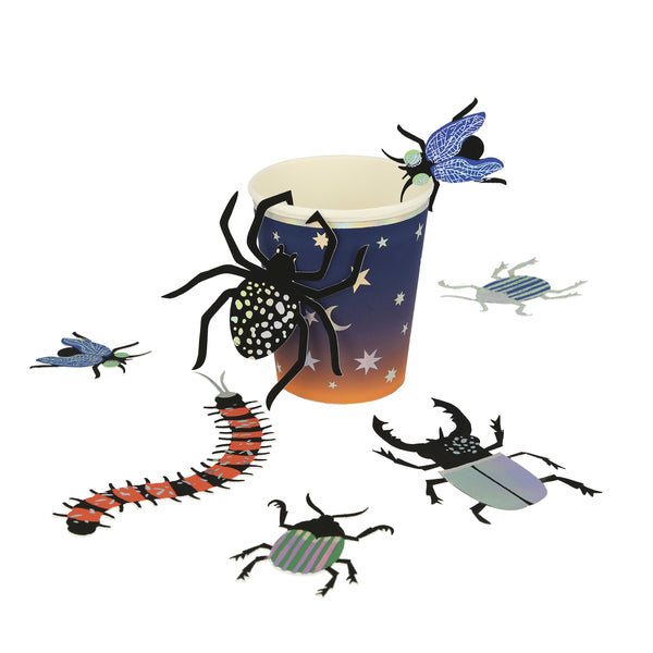 Our paper confetti, in the shape of creepy crawlies, is perfect to add to your Halloween party supplies or for a magic birthday party. Image6