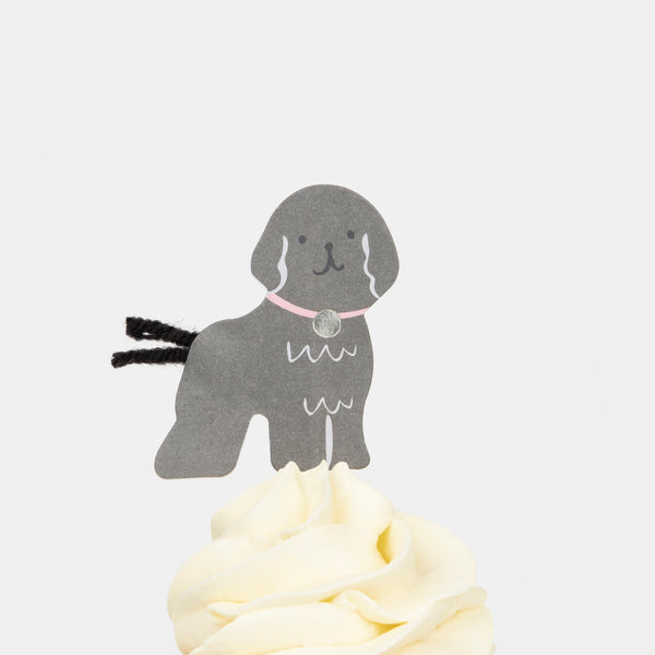 Our special cupcake toppers and cupcake cases are perfect to create birthday cupcakes for a dog birthday party. Image6