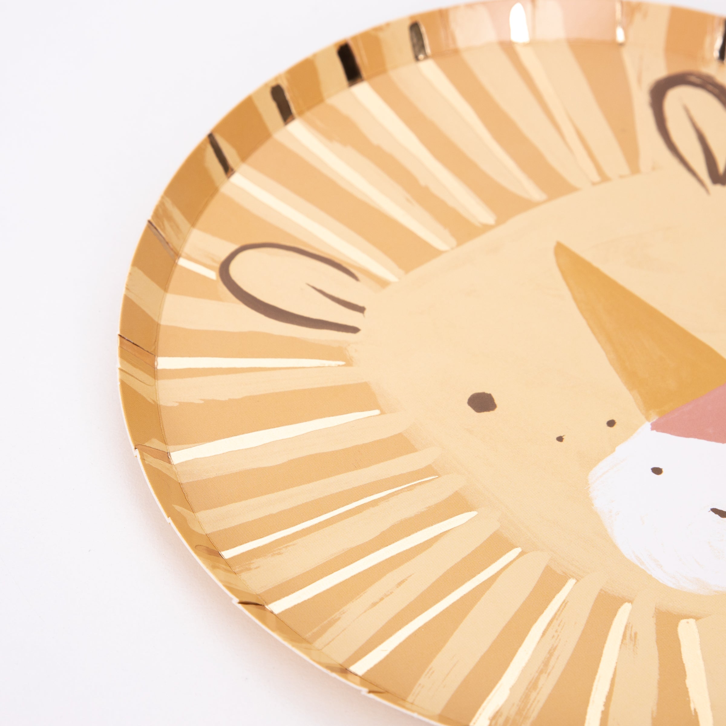 Our party plates, shaped like a lion, are fabulous for a animal party.