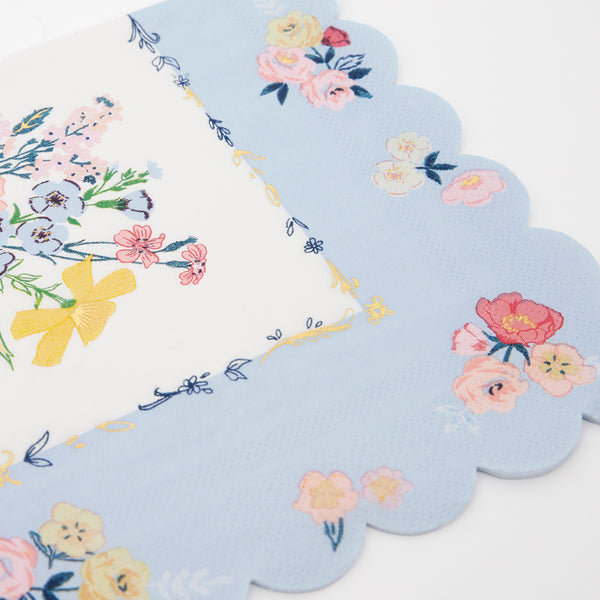 Our party napkins, with beautiful flowers, are ideal for a garden party or picnic. Image2