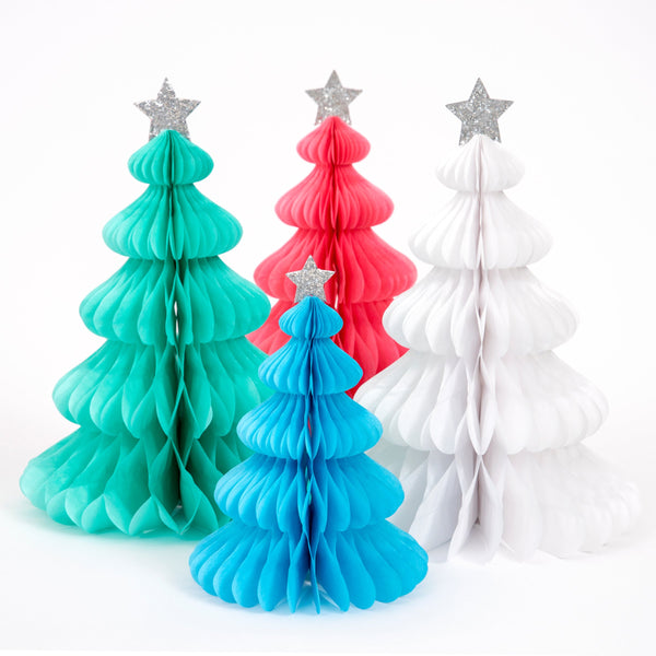 These beautiful honeycomb decorations are made from tissue paper with shining silver stars on top. Image5