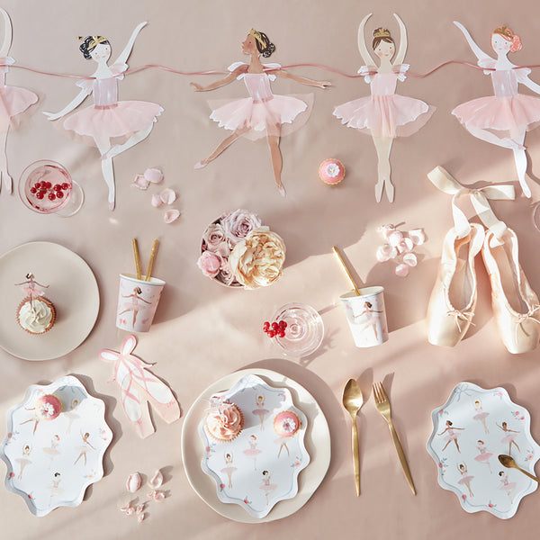 Our paper plates, featuring ballet dancers, are perfect to add to your ballerina birthday party supplies. Image2