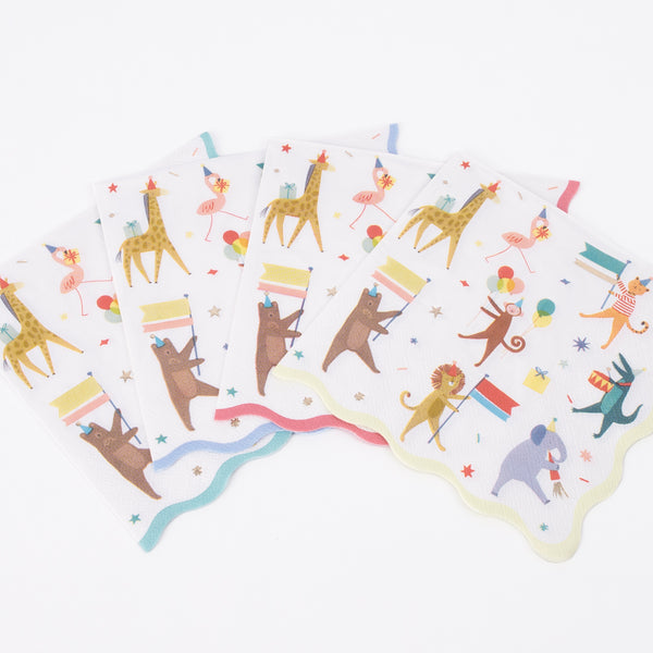 Our party napkins feature delightful animalss. Image6