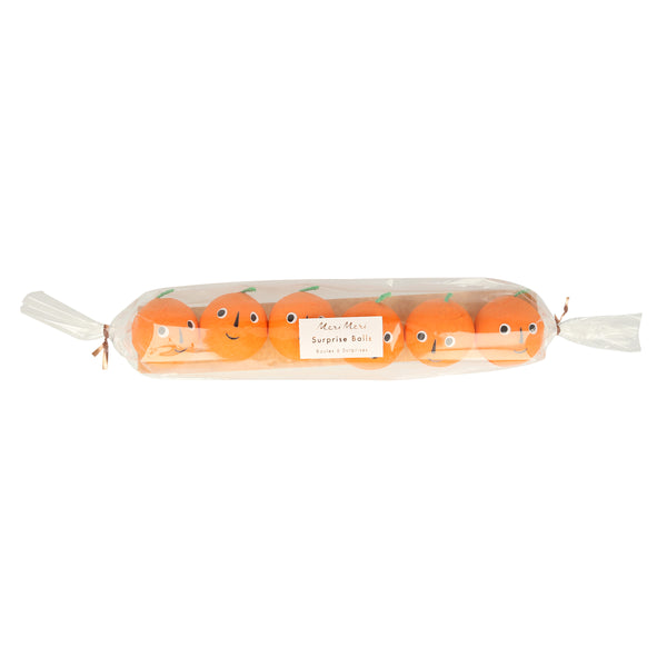 These surprise balls, in the shape of pumpkins, make the perfect Halloween gifts for kids. Image5