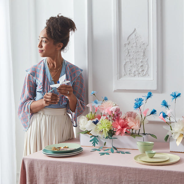 Our beautiful summer table decoration is crafted with stunning paper flowers and leaves. Image3