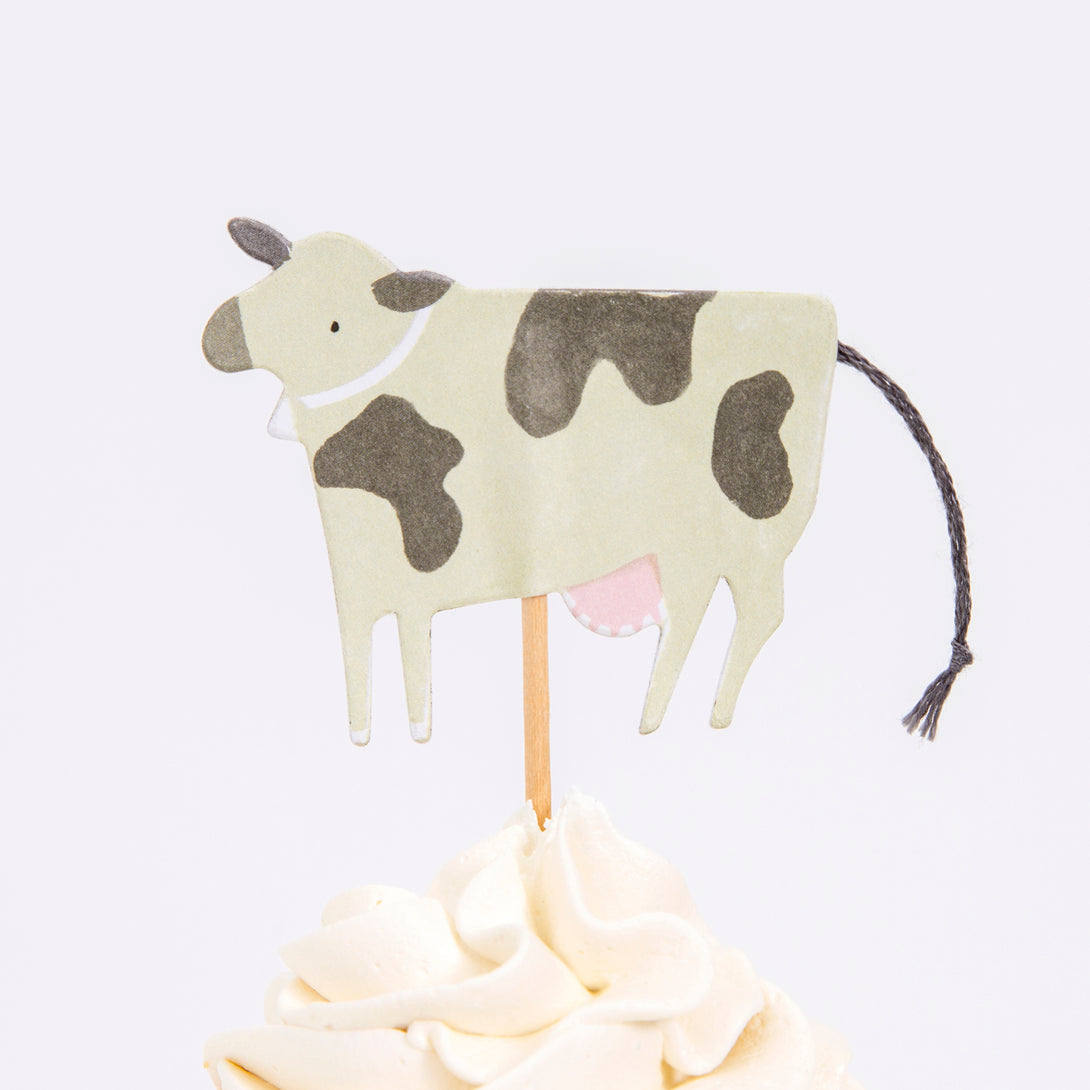 Our cupcake kit with farm toppers and cupcake cases, is ideal for a farm birthday party.