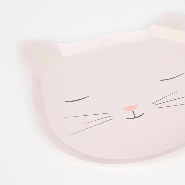 These pastel plates are perfect for kids plates, or for a cat birthday party. Image3