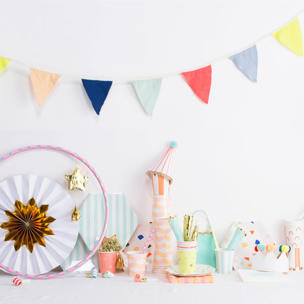 Multicolour Knitted Flag Garland Image5