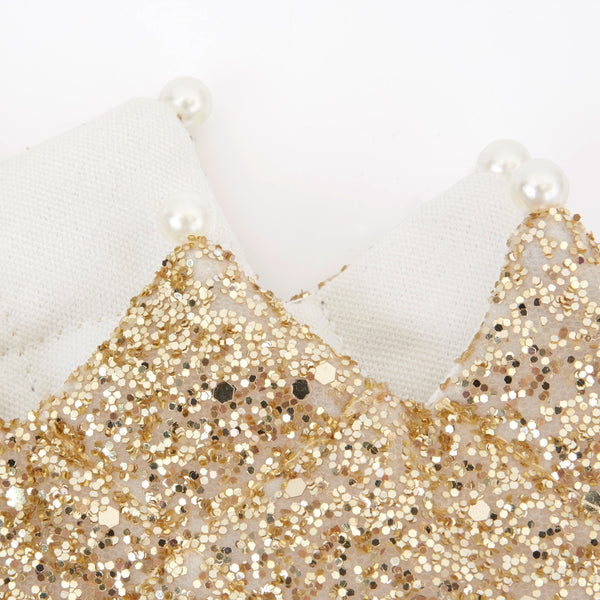 Look like royalty with our gold crown, perfect for a princess  birthday party. Image5